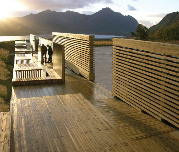  Torvdalshalsen er et stjerneeksempel på flott arkitektur som fungerer kjempegodt i praksis. Anlegget gir ly for vinden samtidig som det også gir varme, sier Steinar Skaar, delprosjektleder i Statens vegvesen.Foto: Steinar Skaar