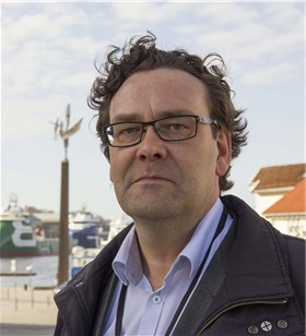 - Det er ingen tvil om at Forus har utarmet de tradisjonelle bysentrene våre, sier Helge Solum Larsen, leder av kommunalstyret for byutvikling i Stavanger. Foto: Ingebjørg Semb - Det er ingen tvil om at Forus har utarmet de tradisjonelle bysentrene våre, sier Helge Solum Larsen, leder av kommunalstyret for byutvikling i Stavanger. Foto: Ingebjørg Semb