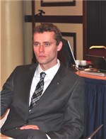 Ola Borten Moe har klare stikkord for hva han mener om krav til boligbygging. Foto: Senterpartiet