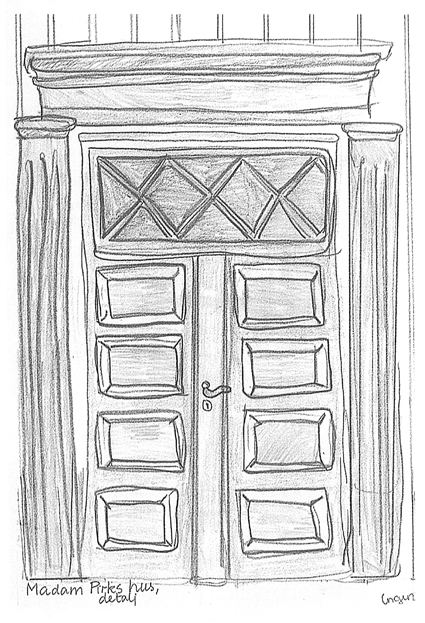 Døren til Madam Pirks Hus i Risør tegnet av eleven Ingun Knutsen fra Risør barneskole. (Kilde: Rapporten «Arkitektur og omgivelser», 1996  97.)