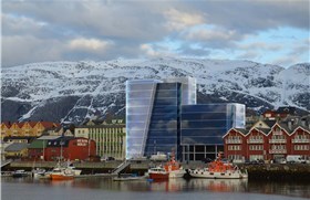 Nytt i gammelt slik det er foreslått på Sandnessjøen. Illustrasjon: Solem Arkitektur