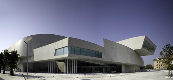 Zaha Hadid har tegnet vinnerprosjektet Maxxi, Romas nye samtidsmuseum. 
