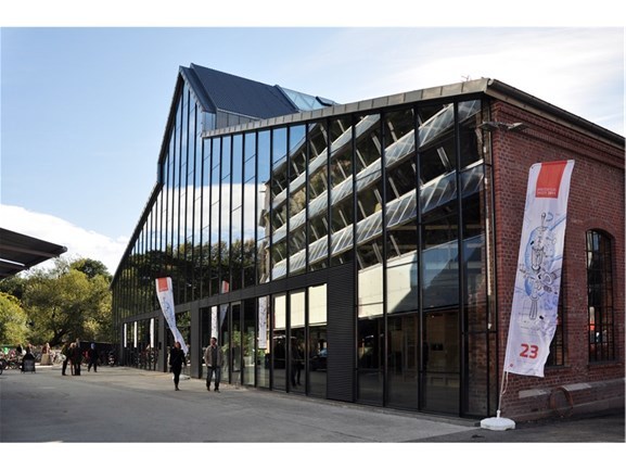 Det gamle broverksted på Vulkan skal bli Oslos nye mathall i oktober 2012. Foto: Lone Kjersheim/NAL