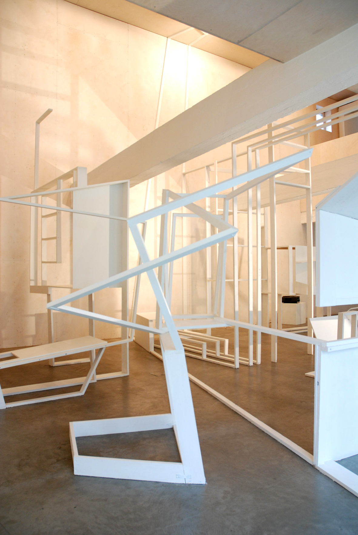 Fra forskningsprosjektet Space 2 (2007). Fornemmelse og erindring via «Atlas of emotion» til romlig konkretisering. Foto: ROM for Kunst og Arkitektur