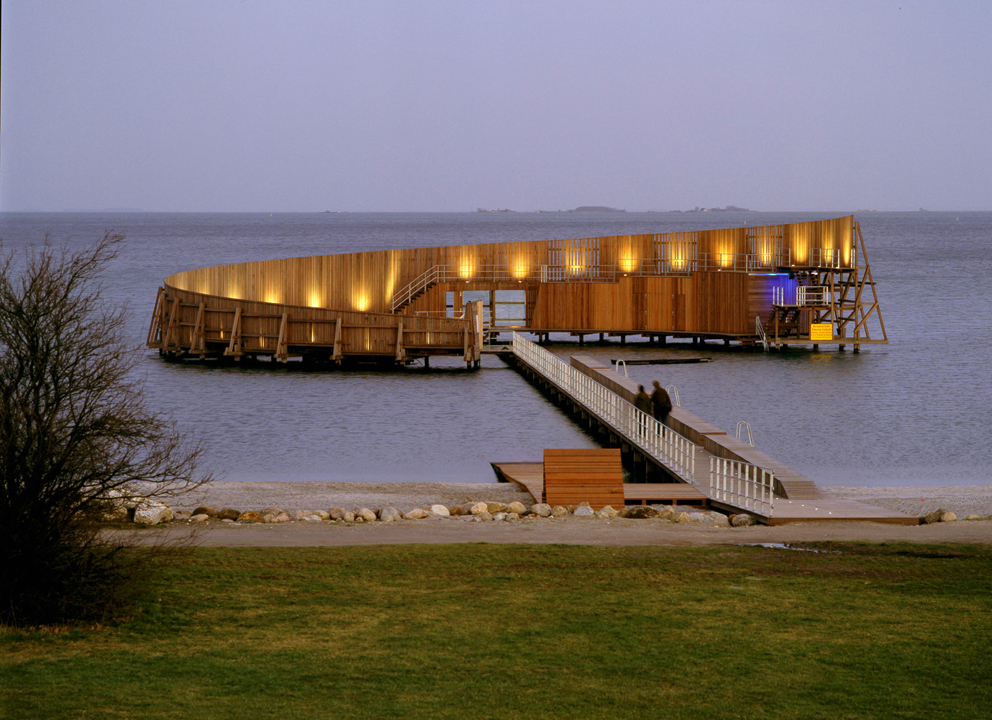 Kastrup havsbad i Amager, arkitekt  White, København.
