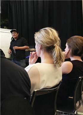 Ole Pedersen (t.v.) fra Hausmania la fram forslaget til en mer omfattende medvirkningsrosess på seminaret i forrige uke. I midten Mona Bjørkli Evensen i Urbanium og til høyre Katie Hagen i Context. Foto: Cecilie Klem Ole Pedersen (t.v.) fra Hausmania la fram forslaget til en mer omfattende medvirkningsrosess på seminaret i forrige uke. I midten Mona Bjørkli Evensen i Urbanium og til høyre Katie Hagen i Context. Foto: Cecilie Klem