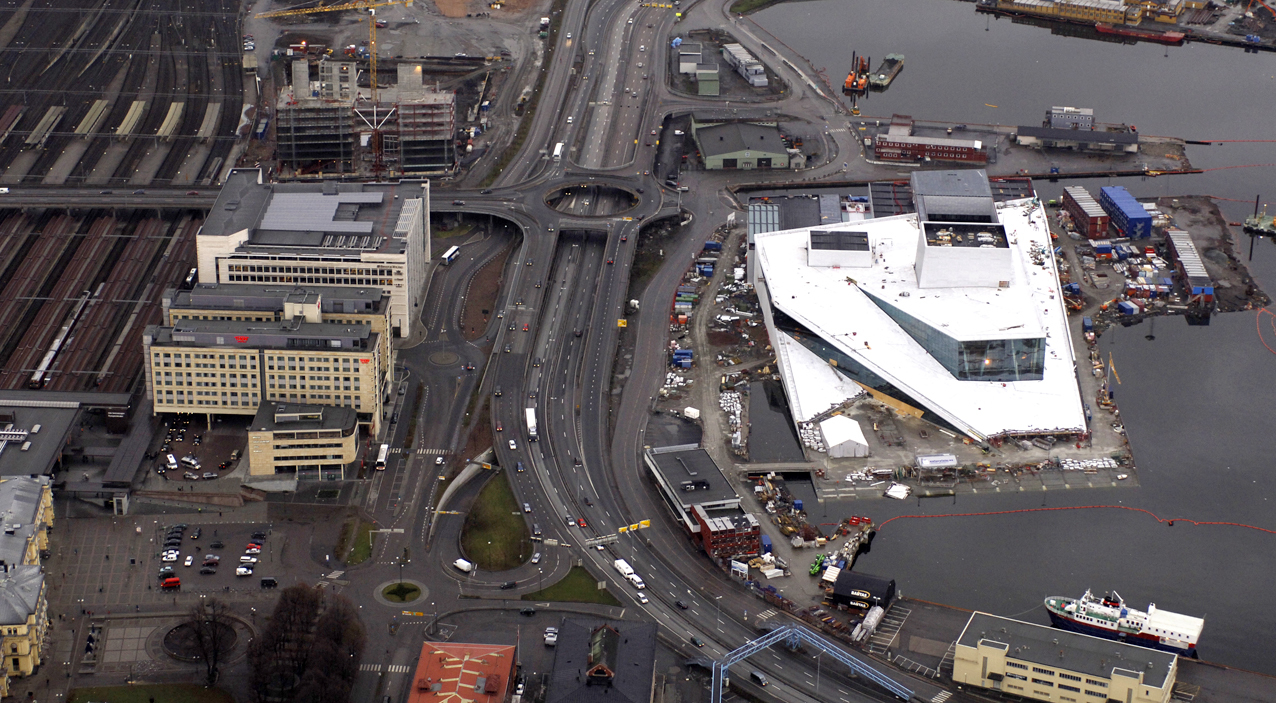 Alltid hvit jul på operataket i Bjørvika. Foto: Statsbygg.