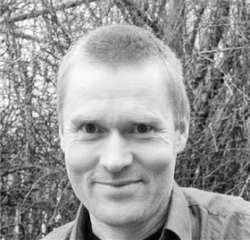 Arkitekturprofessor Bendik Manum
poengterer at sentrum trenger aktivitet, og at «samspillet mellom by og universitet bør utnyttes bedre». Foto NTNU Arkitekturprofessor Bendik Manum
poengterer at sentrum trenger aktivitet, og at «samspillet mellom by og universitet bør utnyttes bedre». Foto NTNU