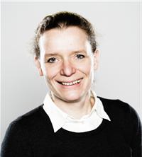 - Det er mer krevende å bygge opp en bachelor-utdannelse enn en master, for da kommer folk inn med ulike erfaringer og skal få fundamentet i faget, sier professor Annegreth Dietze-Schirdewahn ved NMBUs Institutt for landskapsplanlegging. Foto: NMBU - Det er mer krevende å bygge opp en bachelor-utdannelse enn en master, for da kommer folk inn med ulike erfaringer og skal få fundamentet i faget, sier professor Annegreth Dietze-Schirdewahn ved NMBUs Institutt for landskapsplanlegging. Foto: NMBU