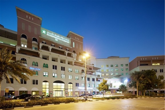 l Razi Medical Complex Building 64: Dubai Healthcare city er en mellomting mellom et ekslusiv resort og eksklusivt sykehus, og er et av flere mulige åsteder for arkitektoniske undersøkelser utenfor Norge. Foto: Dubai Healthcare city l Razi Medical Complex Building 64: Dubai Healthcare city er en mellomting mellom et ekslusiv resort og eksklusivt sykehus, og er et av flere mulige åsteder for arkitektoniske undersøkelser utenfor Norge. Foto: Dubai Healthcare city