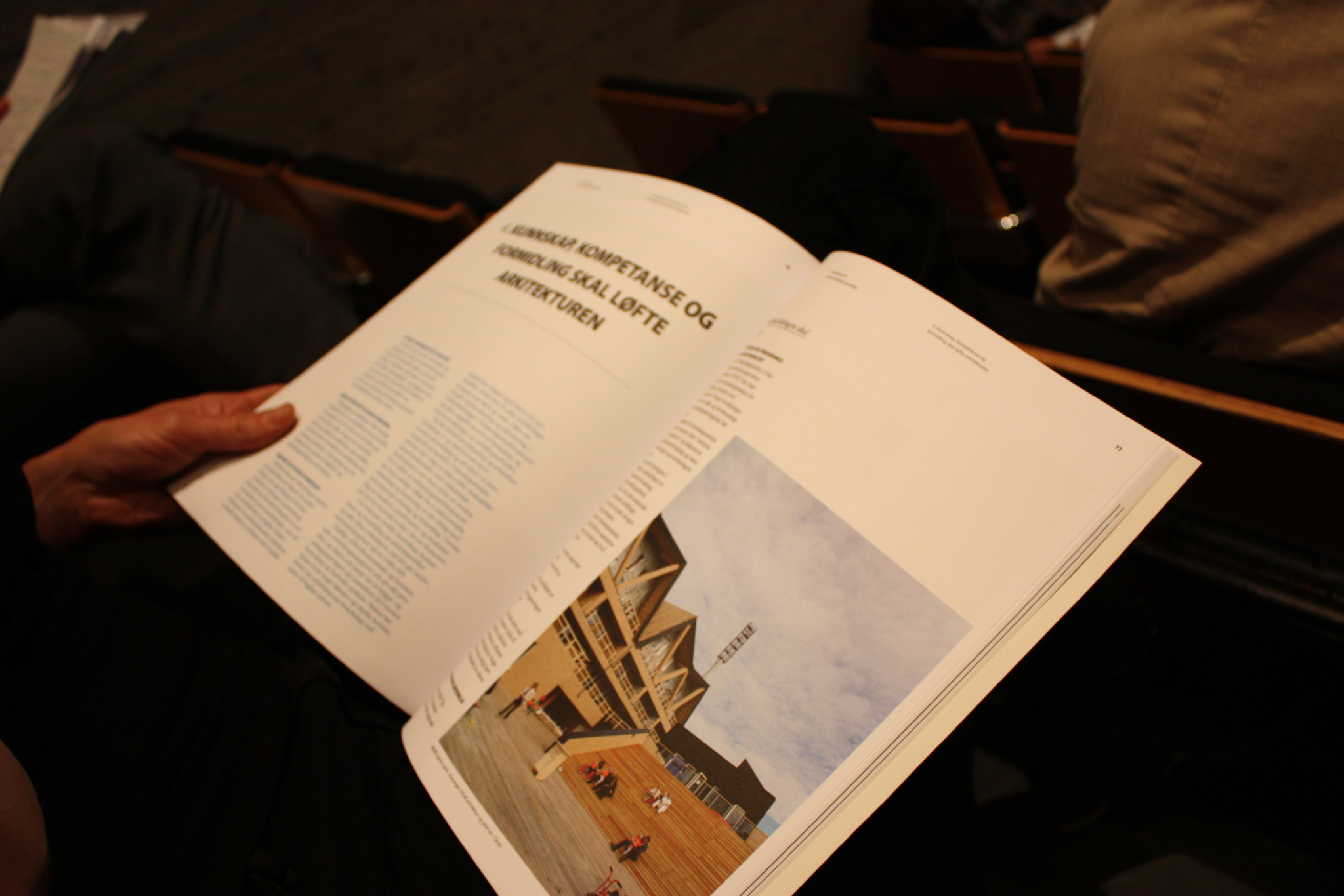 Oppslag fra dokumentet. Mange Ecobox-prosjekter var representert som bildemateriale. Foto: Grete Kristin Hennissen