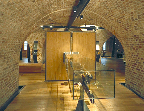 SKAL BESØKES 2: Preus museum på Karljohansvern i Horten, tilpasset museumsformål av arkitekt Sverre Fehn.