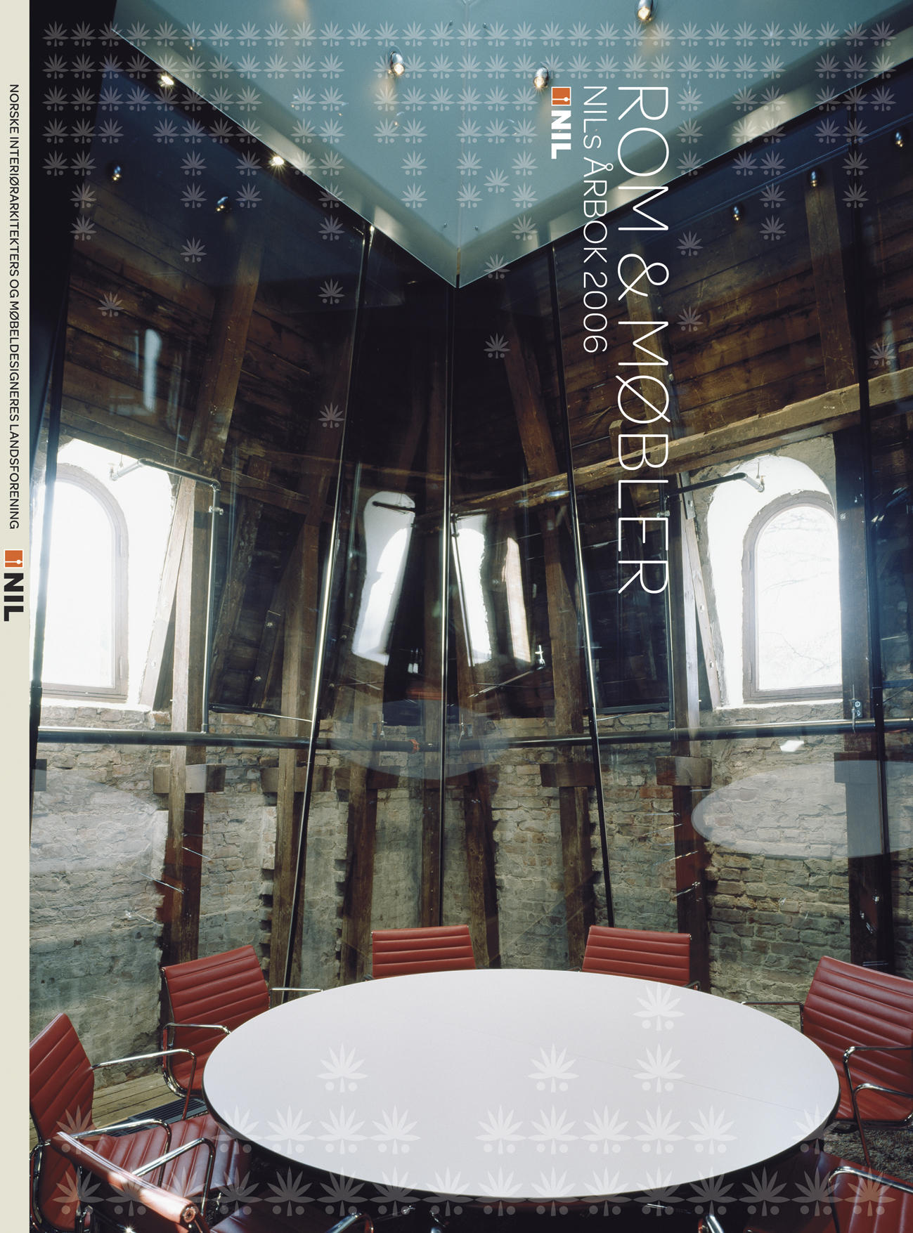 Forsiden til NILs årbok 2006 viser loftsinnredning for institusjonen Fritt Ord v/Askim/Lantto Arkitekter AS, fotografert av Jiri Havran.