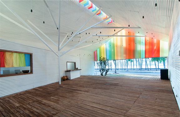 Kapellet fungerer også som sosialt møtested for befolkningen i Ho Chi Minh City. Foto: Arkitekten