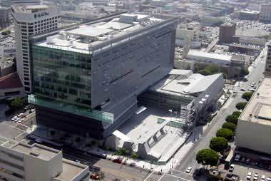 Caltrans District 7, hovedkvarteret til Californias samferdselmyndigheter, mottar arkitekturpris. Arkitekt er Morphosis. Foto: Arkitekten.