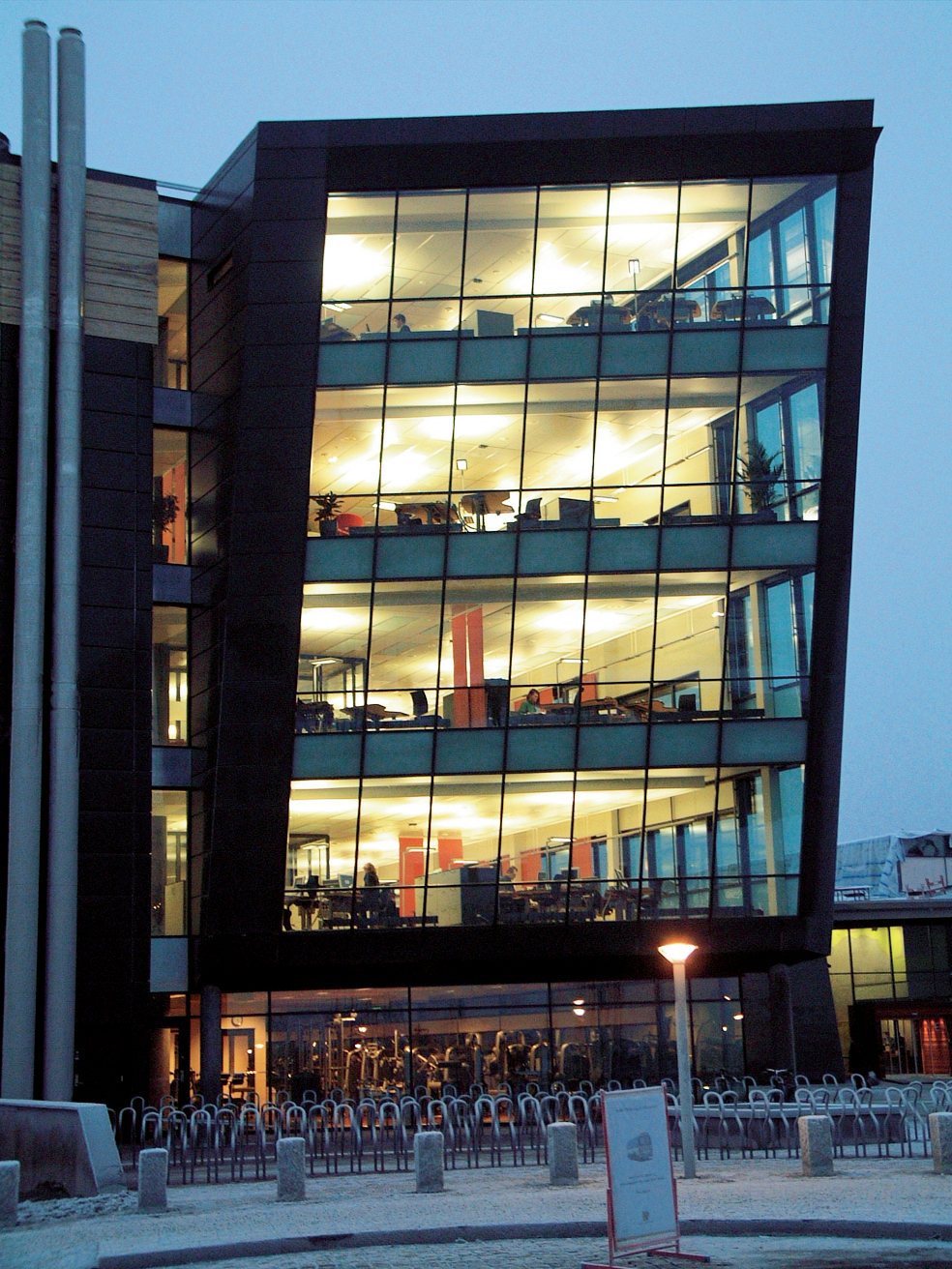 Telenorbygget på Fornebu ble gitt prisen for innendørs belysningsanlegg