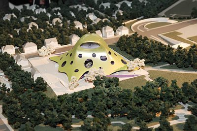 Det nye nasjonalbiblioteket i Praha. Modell: Jan Kaplicky.