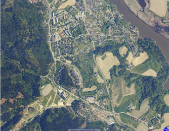 Flyfoto over Fjerdingby - kjerneområdet for sentrumsutvikling omtrent midt i bildet. Foto: Rælingen kommune