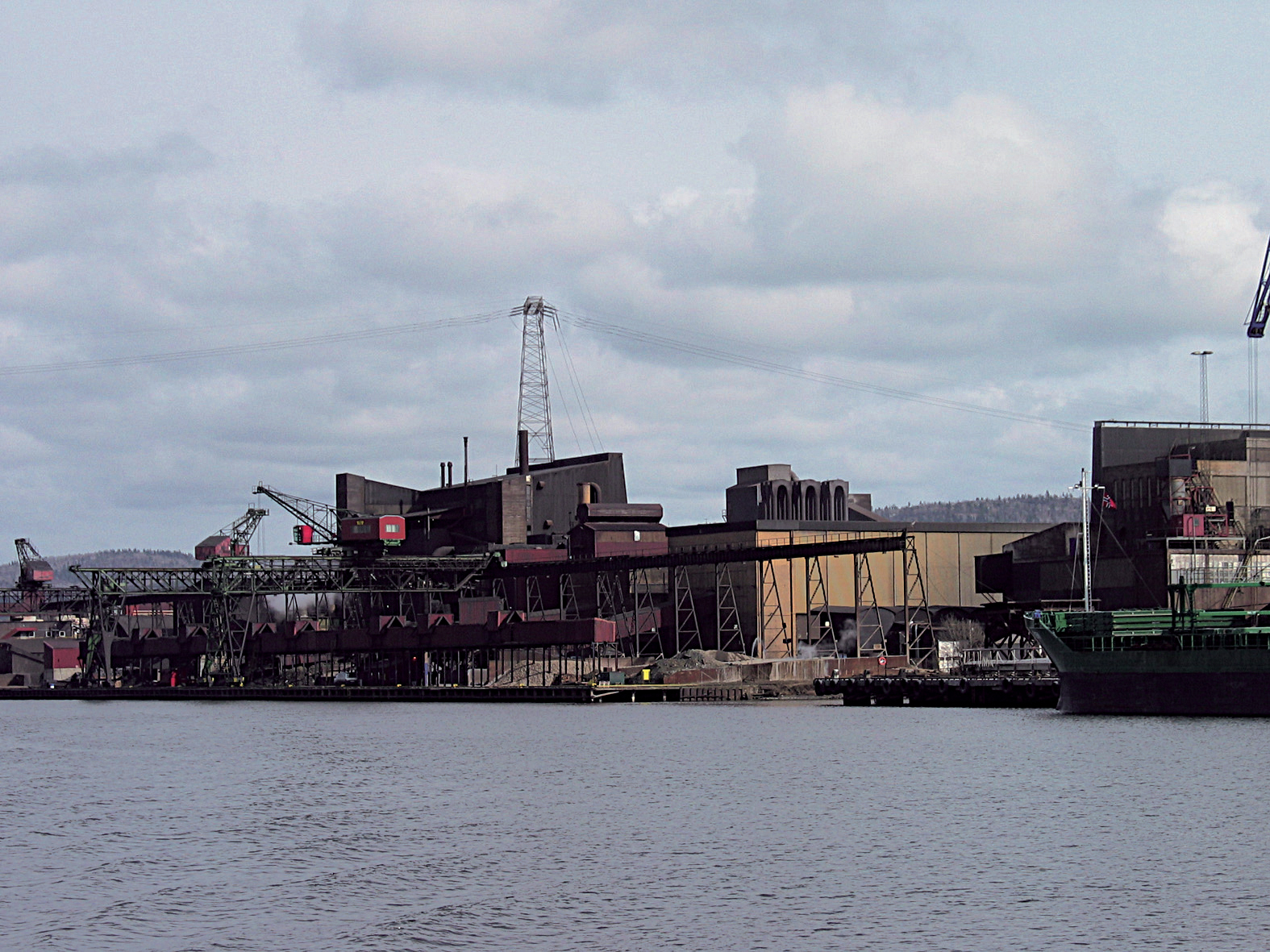 Industrilandskap.(Fotos: Nina Rieck.) Industrilandskap.(Fotos: Nina Rieck.)