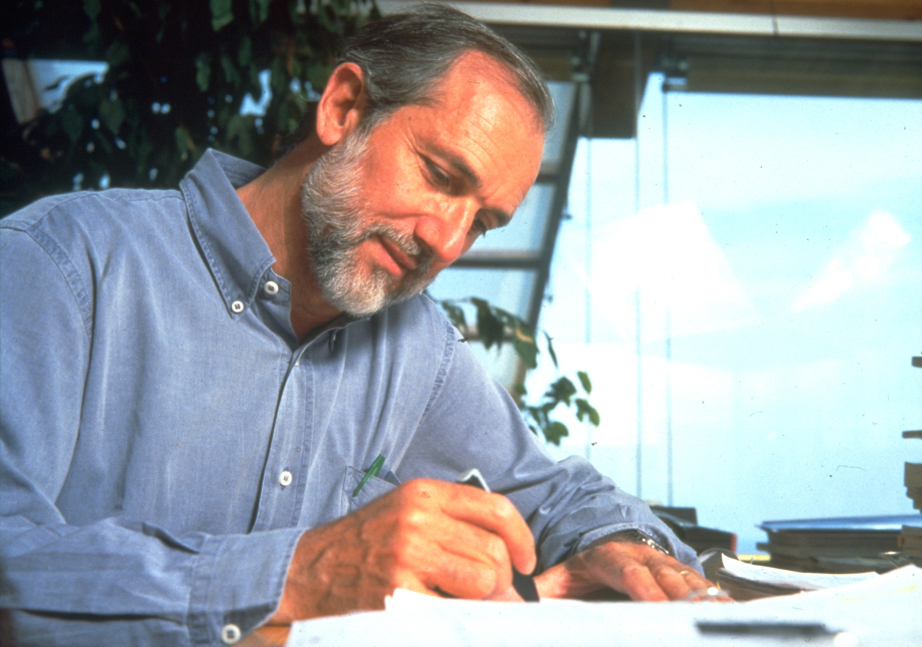 Renzo Piano. Bildet er tatt i forbindelse med at Piano fikk Pritzker-prisen i 1998. Renzo Piano. Bildet er tatt i forbindelse med at Piano fikk Pritzker-prisen i 1998.