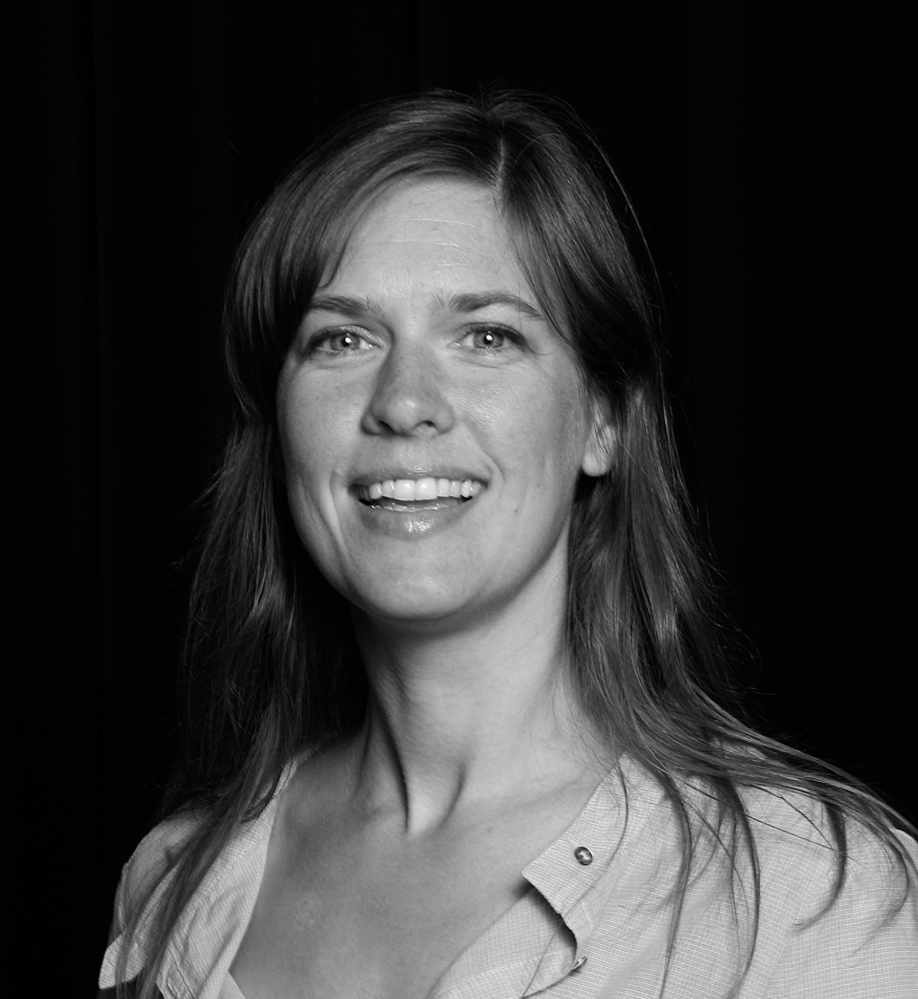 Birgitta Ralston: Designer og partner i designsenteret Transplant i Sunnfjord, en kreativ møteplass for aktører innenfor kunst, design og arkitektur. Transplant har oppdragsgivere fra flere europeiske land. Foto: Leon Vårheim