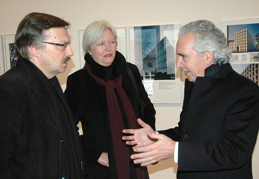 Dietmar Eberle (t.h.) understreker vesentlige momenter i samtale med Sune Nordgren og Eva Madshus.